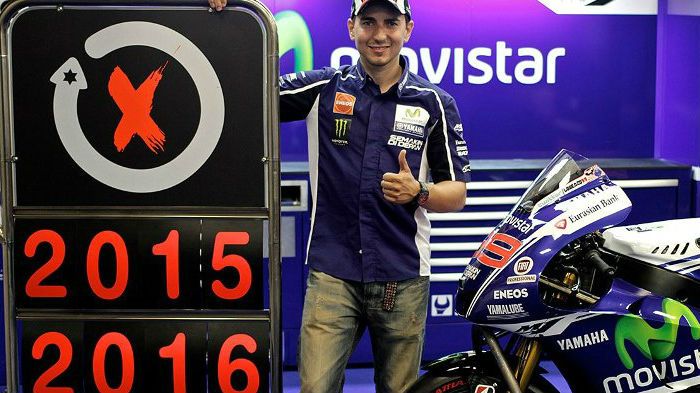 Με ελπίδες για νέους μελλοντικούς τίτλους, ο Lorenzo υπέγραψε για άλλα δύο χρόνια με την Yamaha