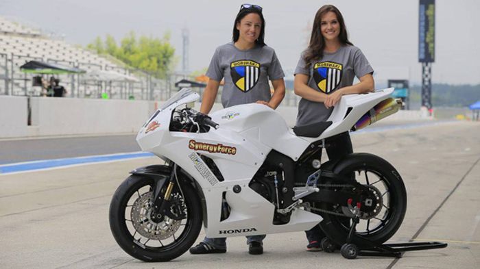 Οι Melissa Paris και Shelina Moreda, θα δοκιμάσουν τις ικανότητές τους με την υποστήριξη της Moriwaki