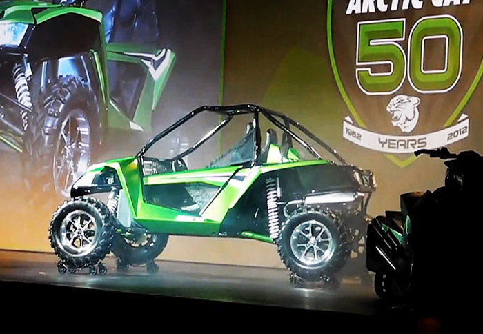 Arctic Cat 2012 SXS Wildcat - πρώτη φωτογραφία