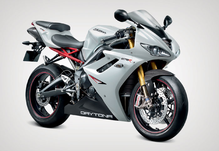 Triumph: τιμές για αγωνιζόμενους 