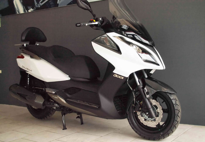 Kymco: Αξεσουάρ για Downtown 300i
