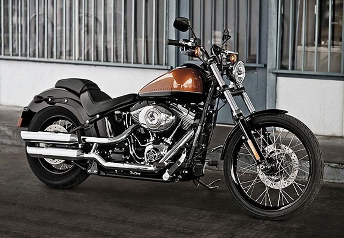 Η Harley Davidson φέρνει τη νέα Blackline