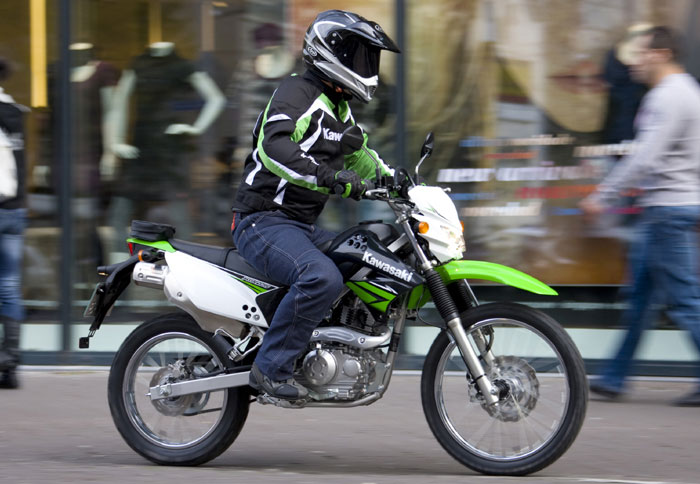 Πιο οικονομικά τα μικρά της Kawasaki