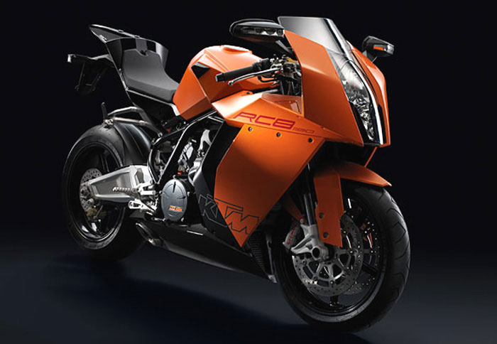 «Bazaar» της KTM στο κέντρο της Αθήνας!