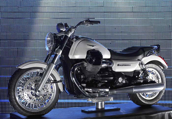 Πρώτες φωτό: MG V7 Scrambler & California!