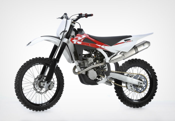 Νέα Husqvarna TC250 Akrapovic 