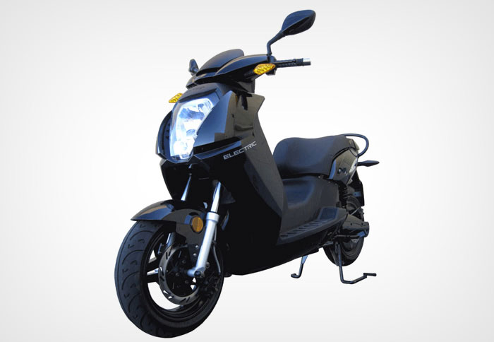 Προσαρμοσμένο στις απαιτήσεις του αστικού περιβάλλοντος παρουσιάζεται το νέο Vectrix με την τελική του ταχύτητα να αγγίζει τα 50 χλμ./ώρα και την αυτο