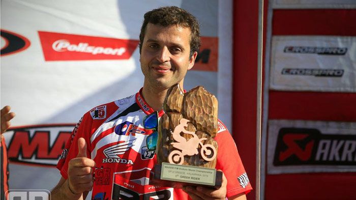 Έντεκα πρωταθλήματα μετρά πλέον ο μεγάλος Έλληνας αναβάτης Enduro, Βασίλης Σιαφαρίκας.