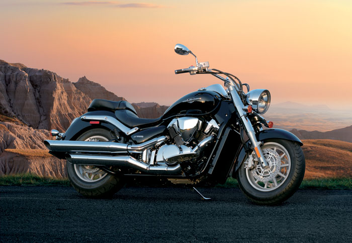 Δύο νέα Suzuki Intruder