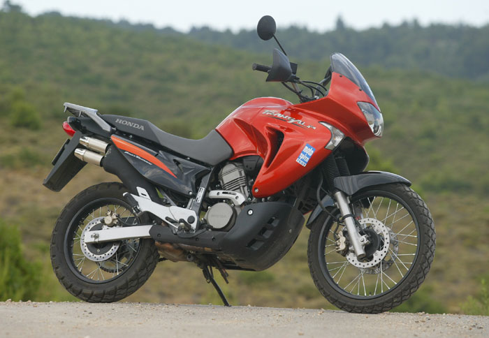 Transalp XL650V: Design-ικες αλλαγές