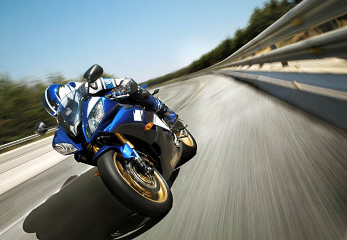 Yamaha R6 στη μάχη των 600