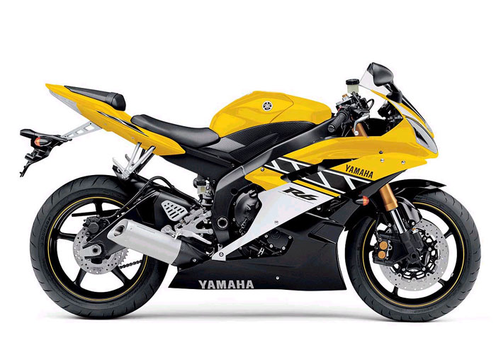 Η νέα Yamaha R6 για το 2006