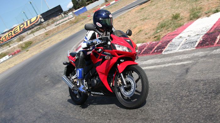 Honda CBR 125Ri 