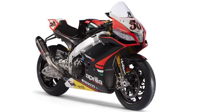 Η Aprilia παρουσίασε στο Μιλάνο το αγωνιστικό RSV4 για τη νέα σεζόν του WSBK. 
