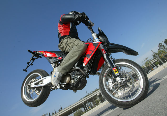 Μεγάλες προσφορές Aprilia