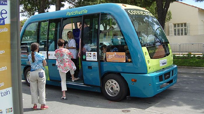 Εικόνες από ταινία επιστημονικής φαντασίας σύντομα και στα Τρίκαλα χάρη στα αυτοματοποιημένα mini bus που αναμένονται στις αρχές του 2014.