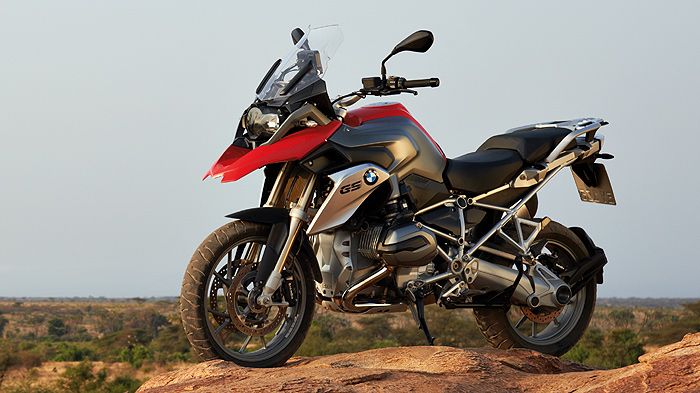 Το νέο R 1200 GS οδηγεί την BMW σε νέα ρεκόρ πωλήσεων.