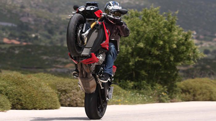 Με ένα ακόμη ρεκόρ στις πωλήσεις έκλεισε το 10μηνο για την BMW Motorrad.