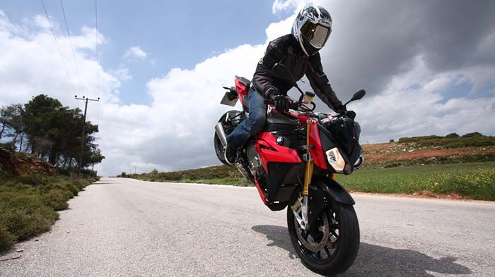 To νέο streetfighter των Βαυαρών είναι μια από τις πιο ολοκληρωμένες προτάσεις της κατηγορίας.