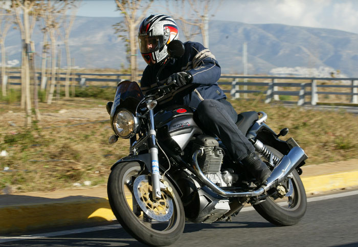 Δοκιμάσαμε: Moto Guzzi Breva 750 IE