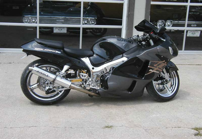 Suzuki Hayabusa: 700 επίσημα άλογα!
