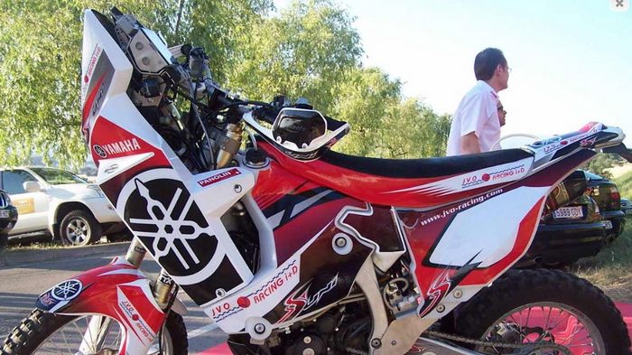 Η μοτοσικλέτα της JVO Racing, με την οποία θα τρέξει στο ράλι Dakar του 2013, ο μοναδικός Έλληνας αναβάτης, ο Θεοχάρης Καραθανάσης.