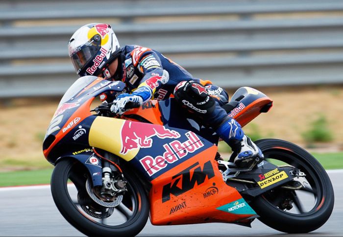 O Danny Kent ήταν ο πρωταγωνιστής του τελευταίου αγώνα της χρονιάς.