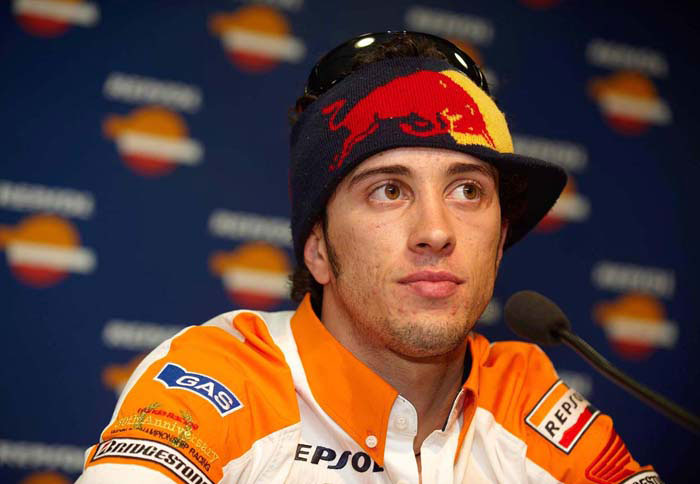 Τα πιθανά ονόματα που έχουν εμφανιστεί πάνω στο τραπέζι είναι ο Andrea Dovizioso, ο Eugene Laverty και ο Alvaro Bautista.