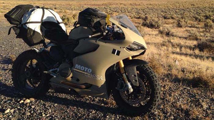 Οι υπεύθυνοι της MotoCorsa μετέτρεψαν ένα Ducati Panigale στο χωμάτινο Terracorsa της φωτογραφίας.