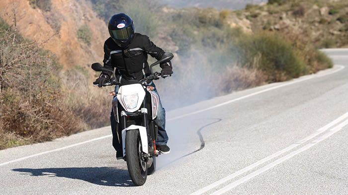 Καπνίζουν οι κάνες της KTM και όσον αφορά την ανάπτυξη.