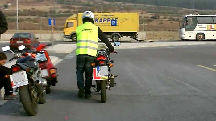 Tο Μηχανογραφικό Σύστημα Καταγραφής Αποτελεσμάτων επιχειρεί να βάλει τέλος στη συναλλαγή των δασκάλων, των υποψήφιων και των εξεταστών.
