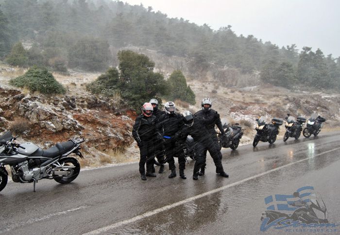¶σχημες καιρικές συνθήκες (μέχρι και χιονοθύελλα!) συνάντησαν τα μέλη του forum κατά την εκδρομή αλλά δεν το έβαλαν κάτω.