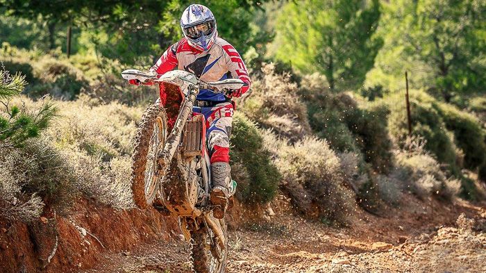 Η Α.ΜΟΤ.Ο.Ε. προκηρύσσει το Πανελλήνιο Πρωτάθλημα Enduro και τα Πρωταθλήματα Βορείου και Νοτίου Ελλάδος για το 2015.