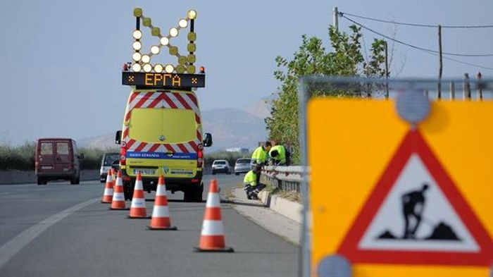 Προσοχή σε Ν.Ε.Ο. Αθηνών-Κορίνθου και στη Λ. Ποσειδώνος-Μ. Ασίας.