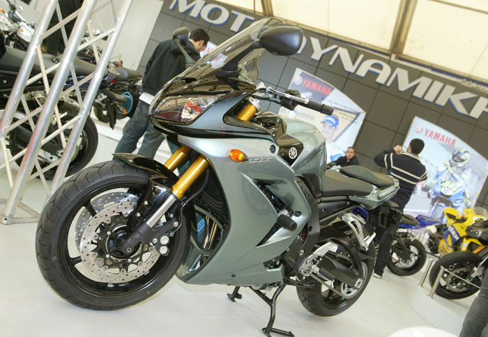 Yamaha FZ1…πρόκληση!