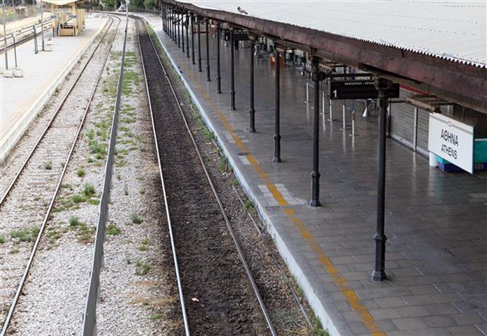 Την Τετάρτη θα παραμείνουν ακινητοποιημένα τα τρένα του ΟΣΕ και o Προαστιακός.