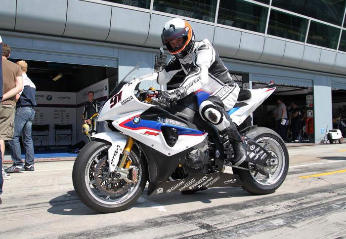 Ο Haslam δήλωσε ότι αυτές οι τρείς μέρες των δοκιμών έγινε αρκετή δουλειά εξέλιξης, ώστε η BMW να είναι έτοιμη για την επόμενη χρονιά.