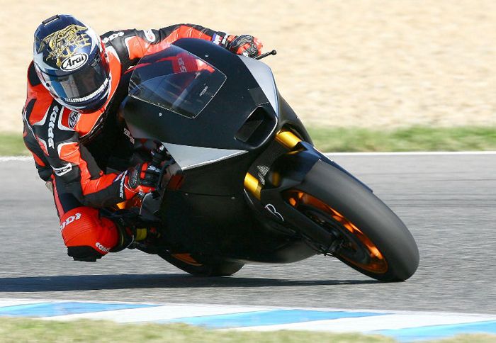 Η Bosch θα επενδύσει περισσότερα για να προσαρμοστεί στις ιδιαιτερότητες των δύο τροχών.