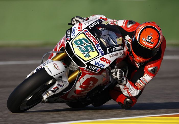 Ο Stefan Bradl θα πάρει επίσημα τον αριθμό 6 για την επόμενη αγωνιστική σεζόν.