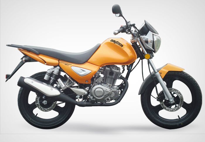 Το νέο monster 180, προσφέρει νέα επίπεδα οδηγικής απόλαυσης, ενώ ταιριάζει κυρίως σε αστικό φόντο.