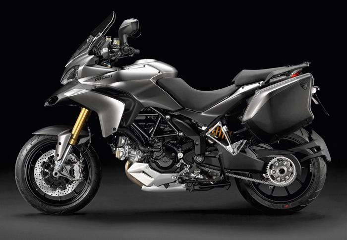 Η έκδοση S Touring του Multistrada 1200 θα διατίθεται το 2012 και στο εικονιζόμενο χρώμα.