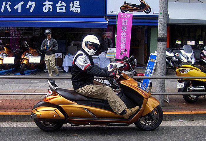 Το Suzuki Gemma είναι…«kakoii»