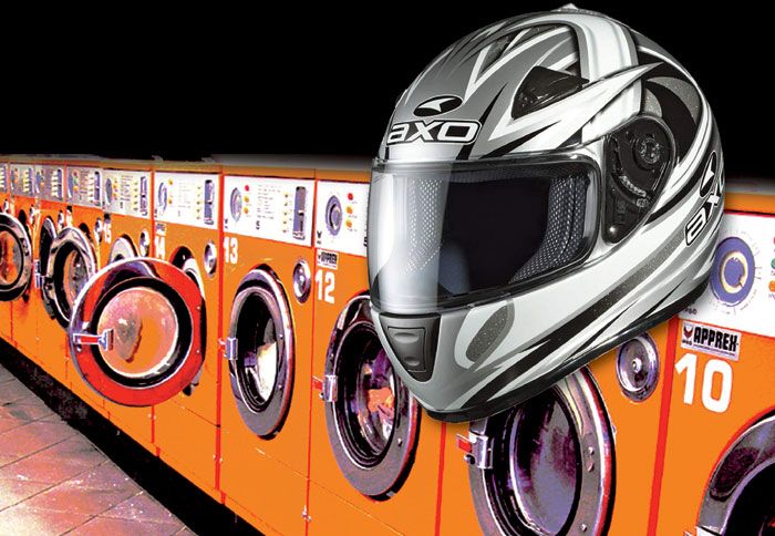 Τα σύνεργα καθαρισμού μας είναι λίγα και εύκολο να βρεθούν.
