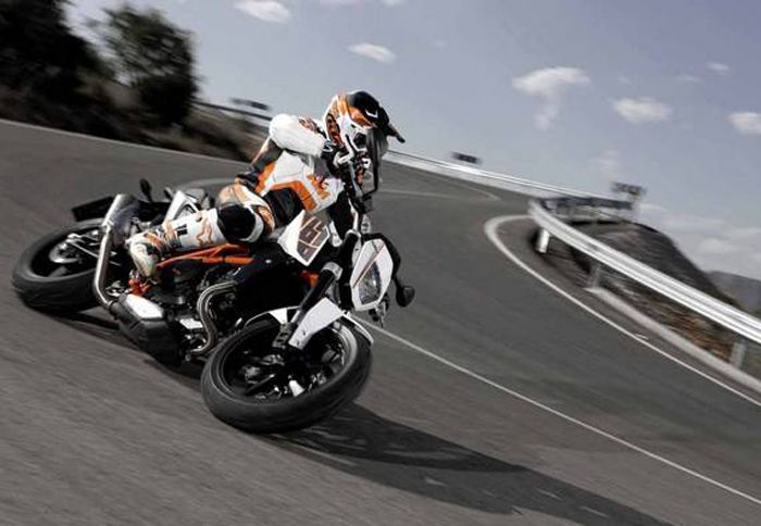 H KTM πέρασε και στο χώρο του WSBK με το Ευρωπαϊκό Junior Cup 2012.