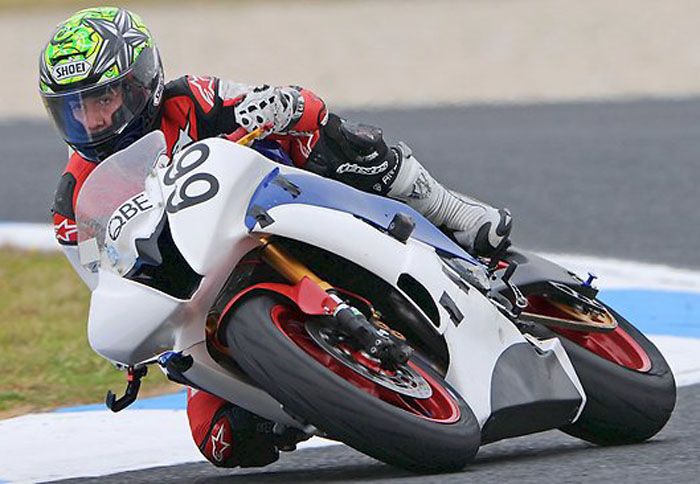 Έχασε τη ζωή του ο 17χρονος αναβάτης Supersport 600, Oscar McIntyre.