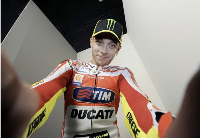 O Valentino Rossi θα πάρει μέρος στο πρωτάθλημα Blancpain Endurance με μια Ferrari 458 Italia.	