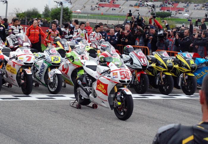 H πίστα θα ονομάζεται πλέον Marco Simoncelli International Circuit, κάτι που είναι το μόνο που θα μπορούσε να κάνει για τον αδικοχαμένο αναβάτη.