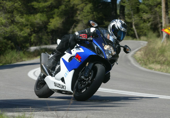 Οδηγούμε το GSX-R 1000 K5