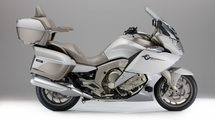 Tο νέο K 1600 GTL Exclusive είναι η πολυτελέστερη μοτοσικλέτα στην ιστορία των δύο τροχών, με υπέρ-διαστημικό εξοπλισμό.