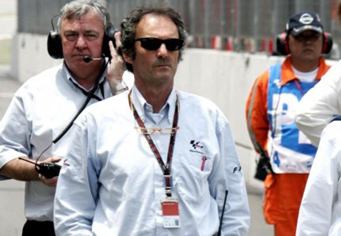 O Marco Simoncelli ήταν μέλος της Επιτροπής Ασφάλειας και τον ενδιέφερε η ασφάλεια των αναβατών.